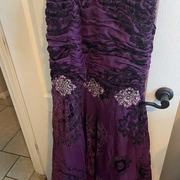 Prom dress - Picture 3 of 4